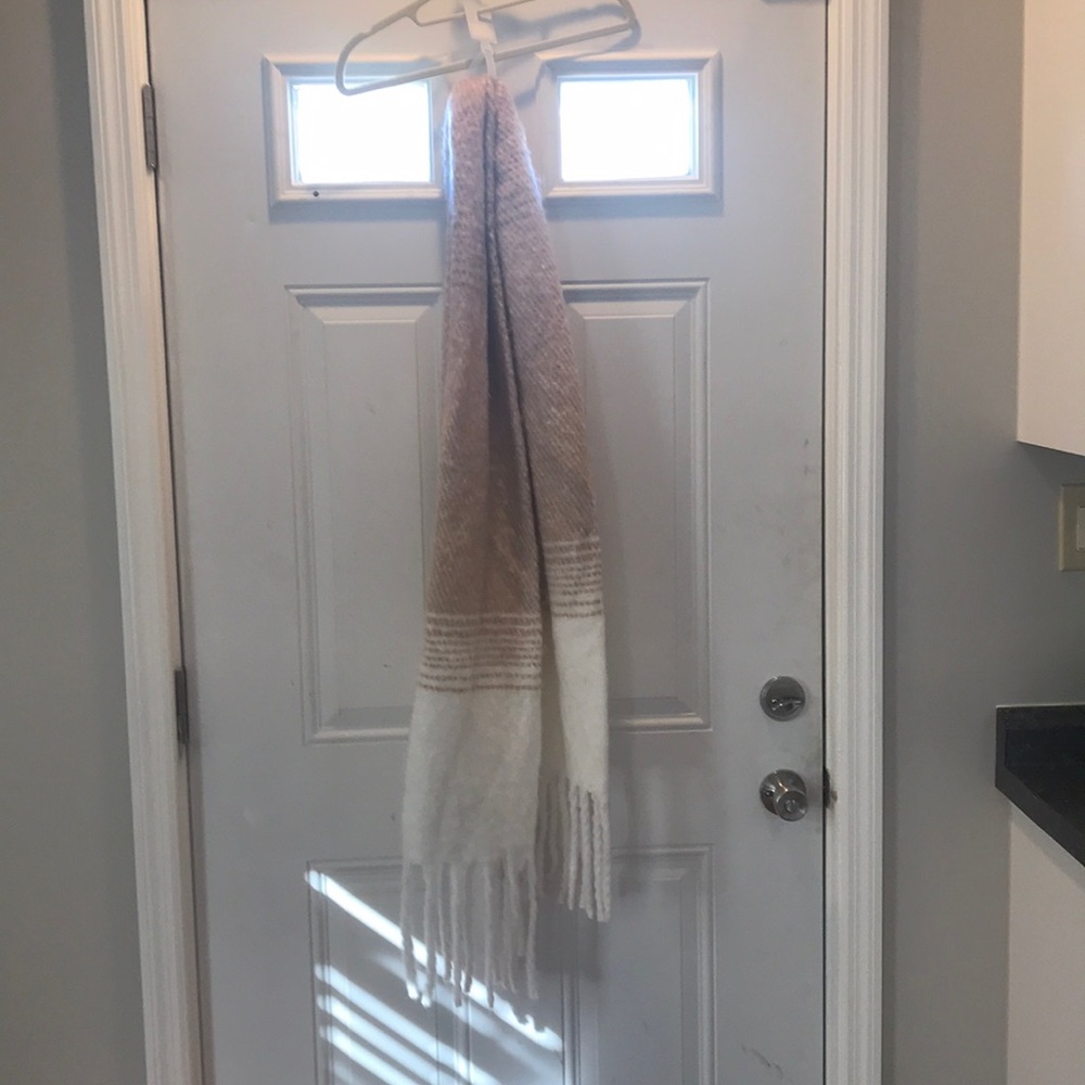 Lauren Conrad Scarf Cream & Tan